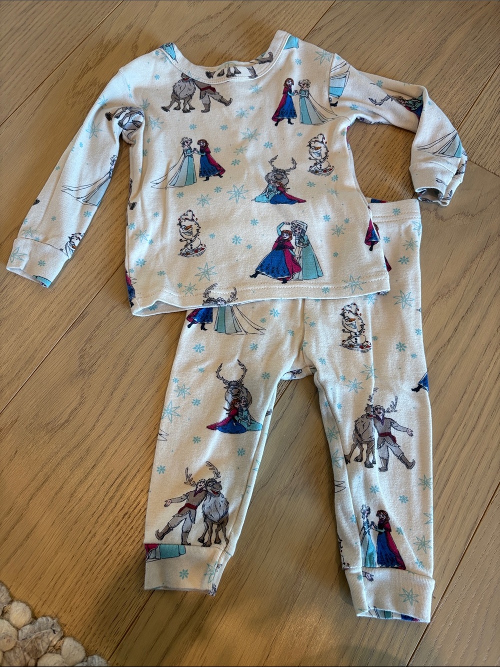 GAP Toddler Disney Frozen Pajama Set